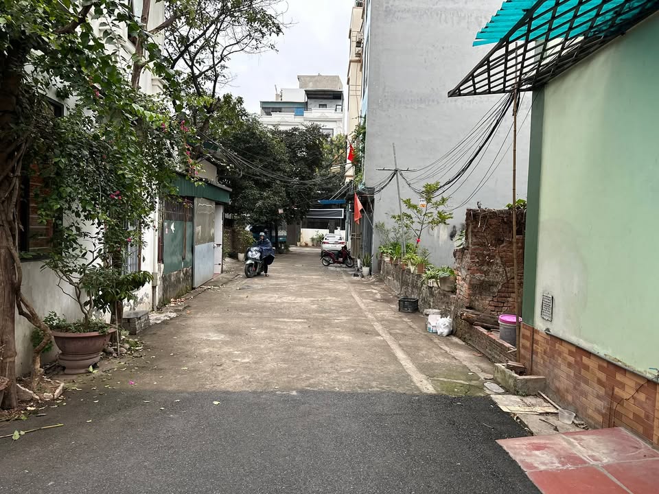 Đất nền Thạch Bàn 66m² nhỉnh 10 tỷ - Tiềm năng tăng giá vượt trội!