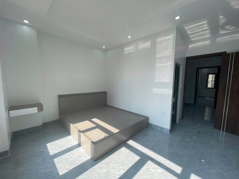 Nhà riêng Hạ Long 107,6m² - Vị trí đẹp, quay biển!