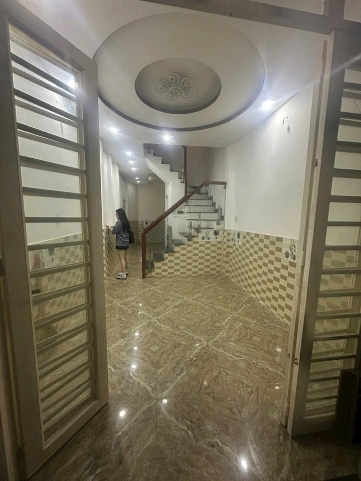 Nhà riêng Quận 8 3.6 tỷ - Sẵn sàng vào ở ngay!