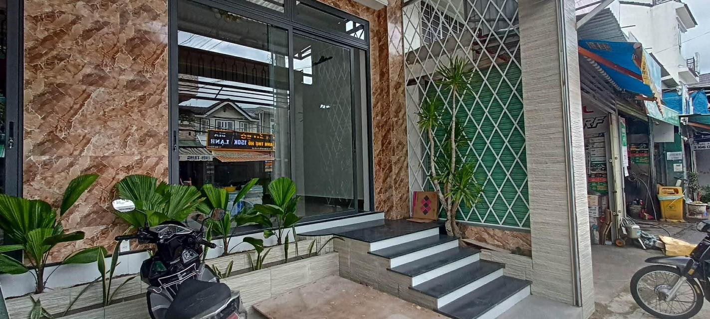 Cho thuê nhà mặt tiền Ngô Quyền Đà Lạt - Vị trí đắc địa kinh doanh ngay!