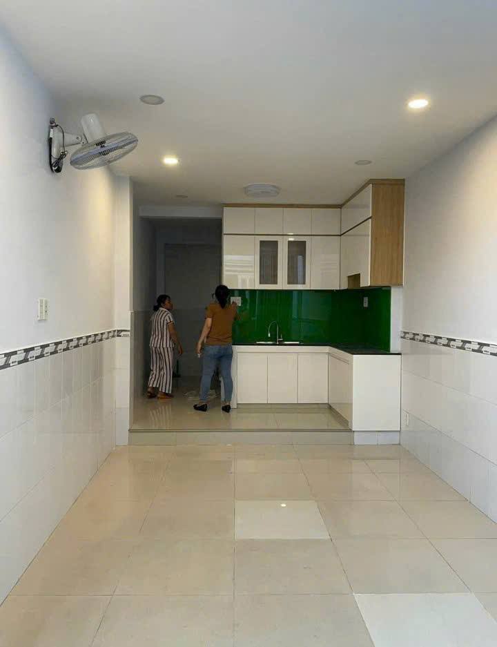 Cho thuê nhà 2PN Phường 11, Quận 11 - 32m² - Giá 9 triệu/tháng