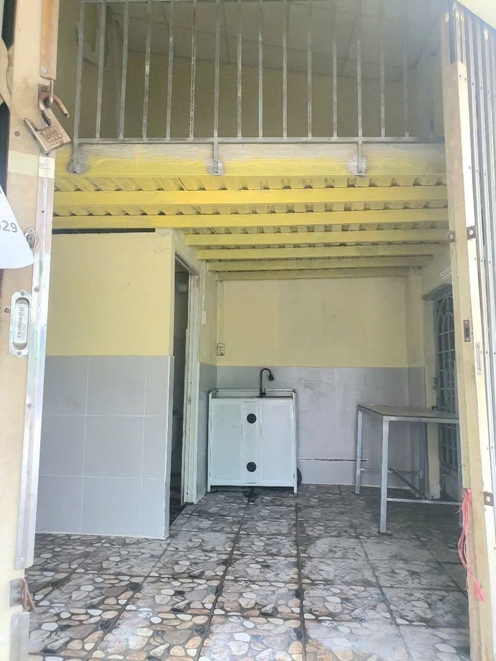 Ki ốt Tô Ngọc Vân Q12 18m² giá 3.5tr - Mặt tiền KD