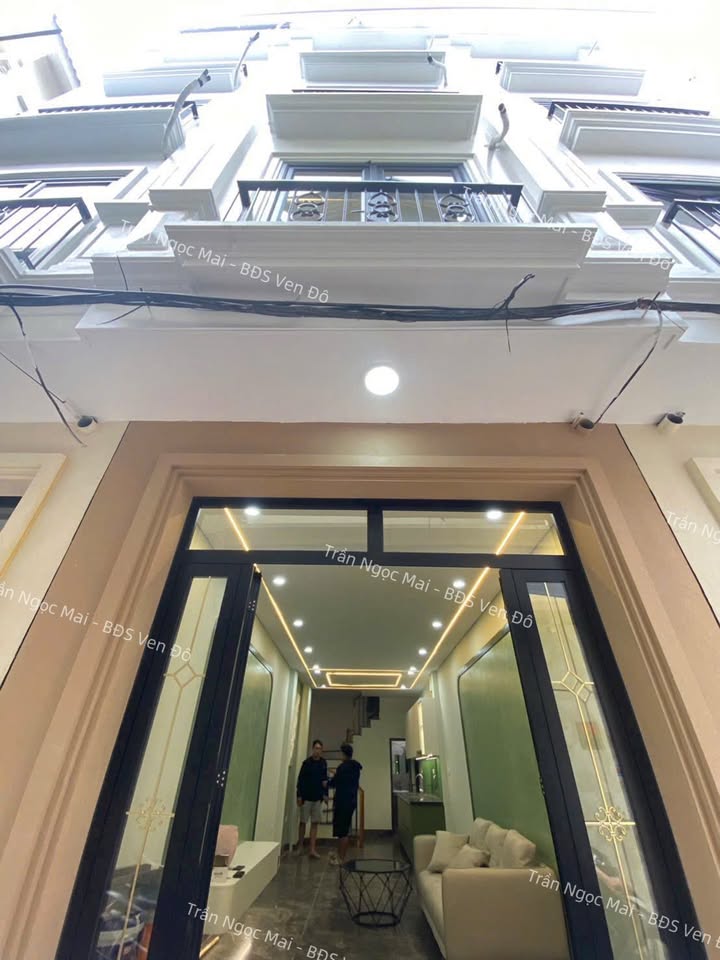 Nhà riêng Hoài Đức 36m² - Ô tô vào tận nhà, xây mới 5 tầng!