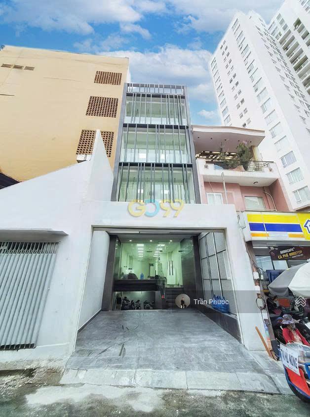 Cho thuê nhà mặt tiền Nguyễn Văn Nguyễn Q1 - 88 triệu/tháng