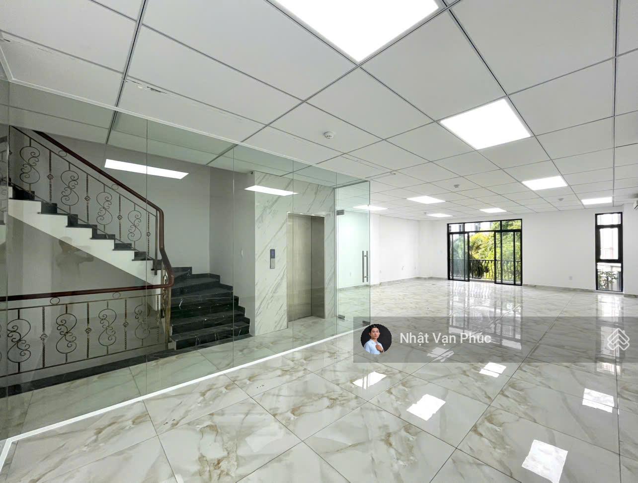 Thuê văn phòng Vạn Phúc City 90m² giá 13 triệu - Vị trí trung tâm