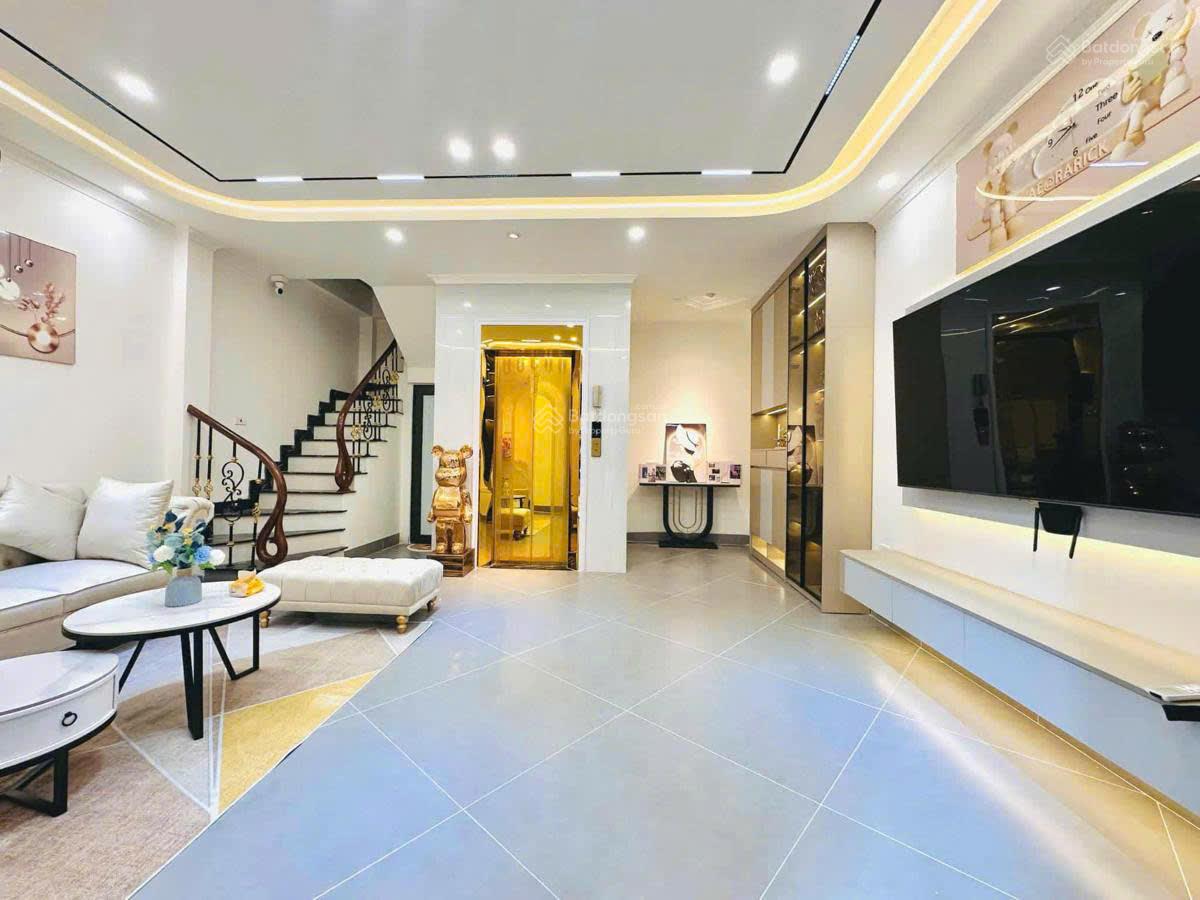 Nhà riêng Hoàng Văn Thái 42m² 9.1 tỷ - Ngõ thông ô tô tải qua, kinh doanh đỉnh!