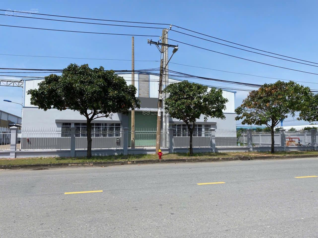 Xưởng Tân Phú Trung Củ Chi 6200m² - Container thoải, hoạt động ngay!