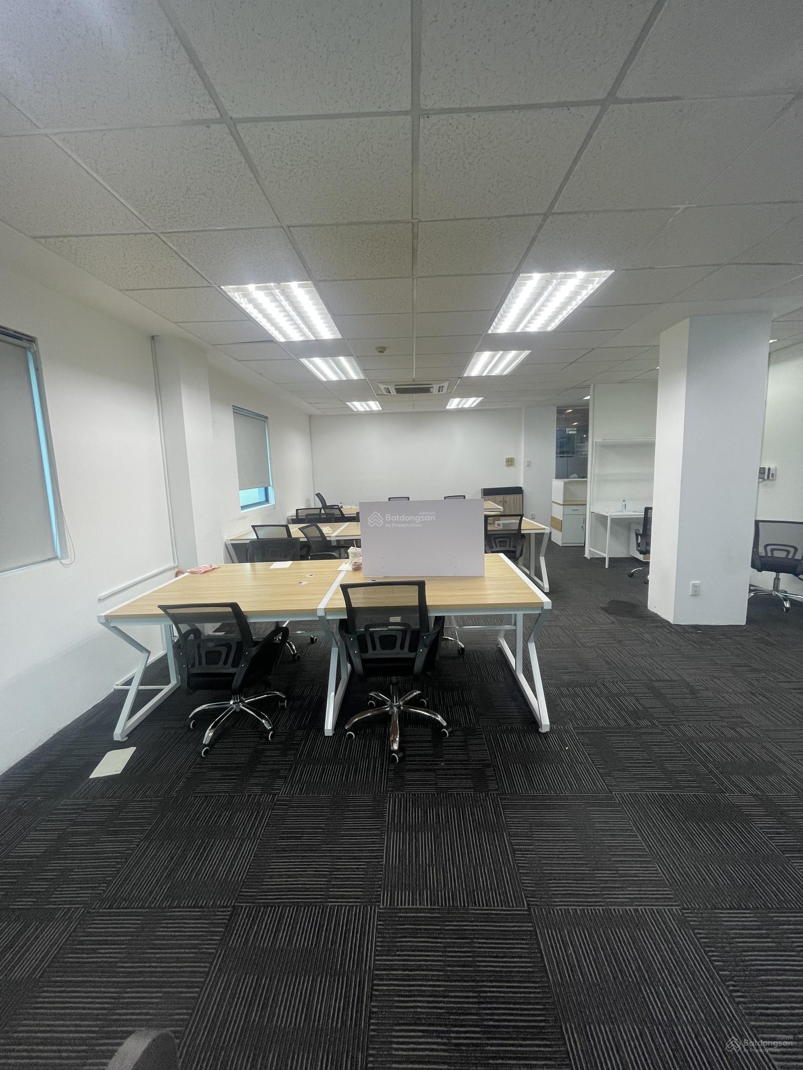 Văn phòng Nguyễn Trãi 150m² - Full nội thất, sẵn sàng làm việc