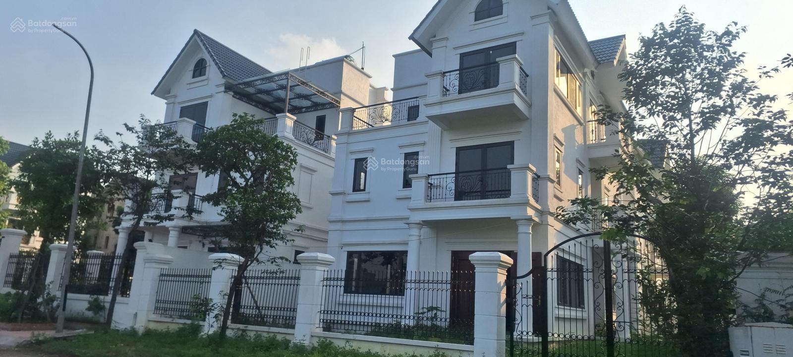 Bán gấp biệt thự 300m² KĐT Kim Hoa - Sổ đỏ, view sông/căn góc