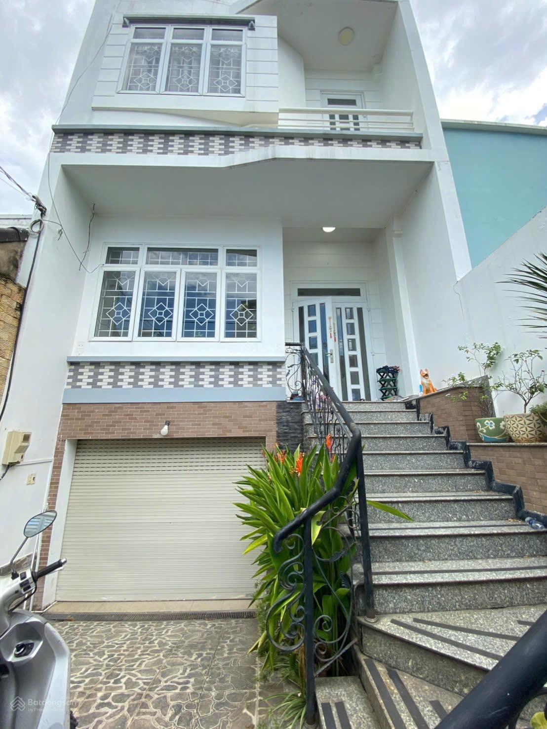 Nhà 103m² 1 Trệt 2 Lầu P.Trấn Biên (Trung Dũng cũ) - Hầm Xe, 3PN, Giá 12 Triệu