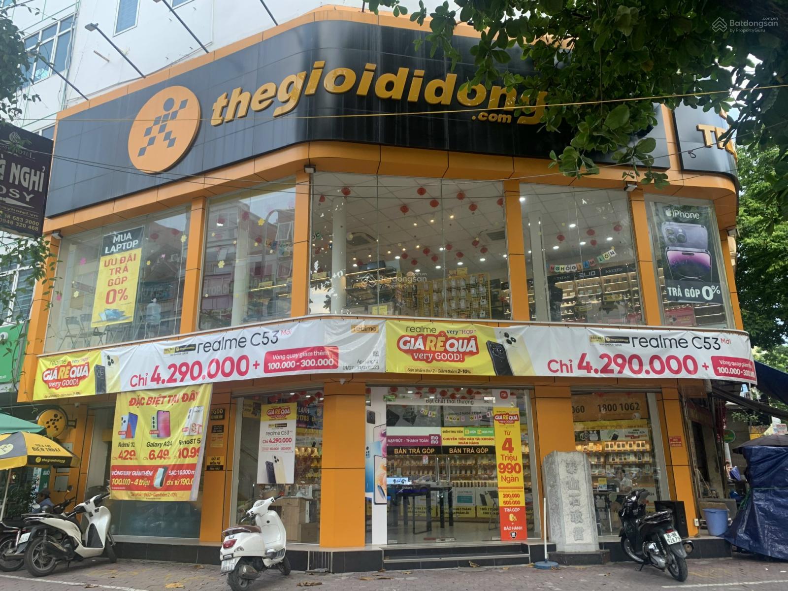 Cho thuê nhà mặt phố Hàng Bạc, Hoàn Kiếm - 120m² kinh doanh đắc địa