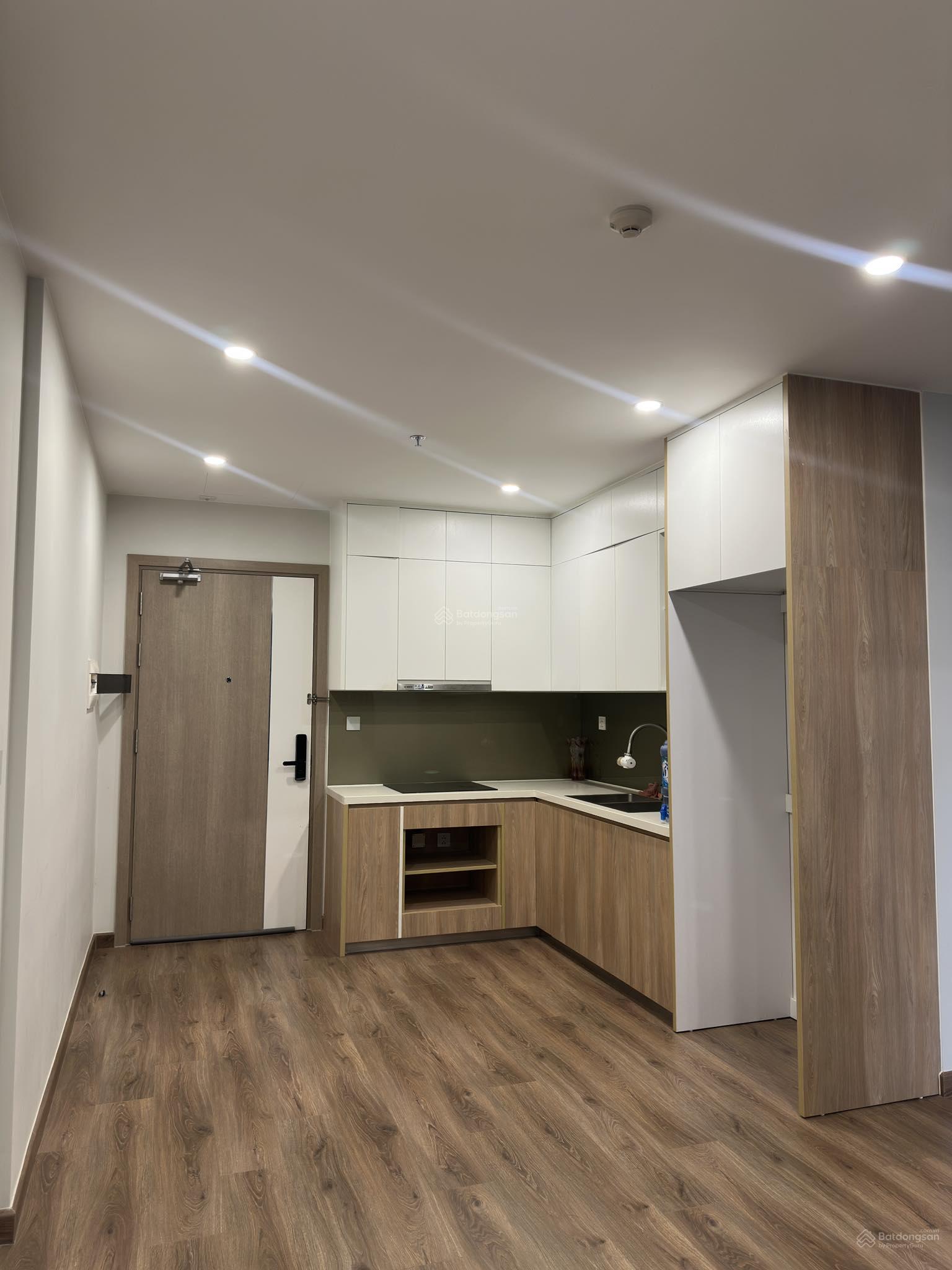 Cho thuê căn hộ 2PN Vinsmart City 55m² - Đồ cơ bản, miễn phí dịch vụ