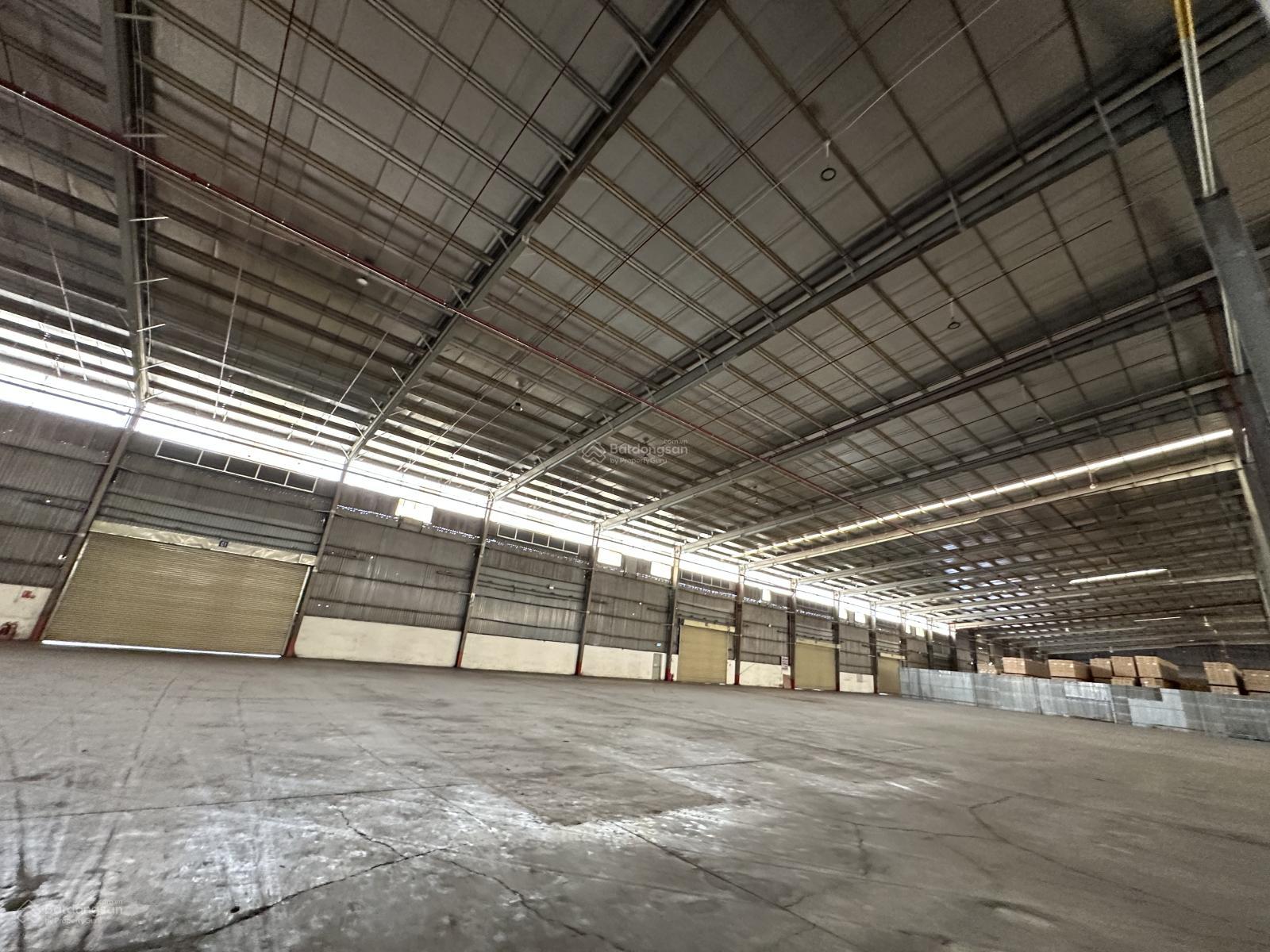 Kho 10.000m² Thuận An, QL13 – Chuẩn Logistics, Gần KCN
