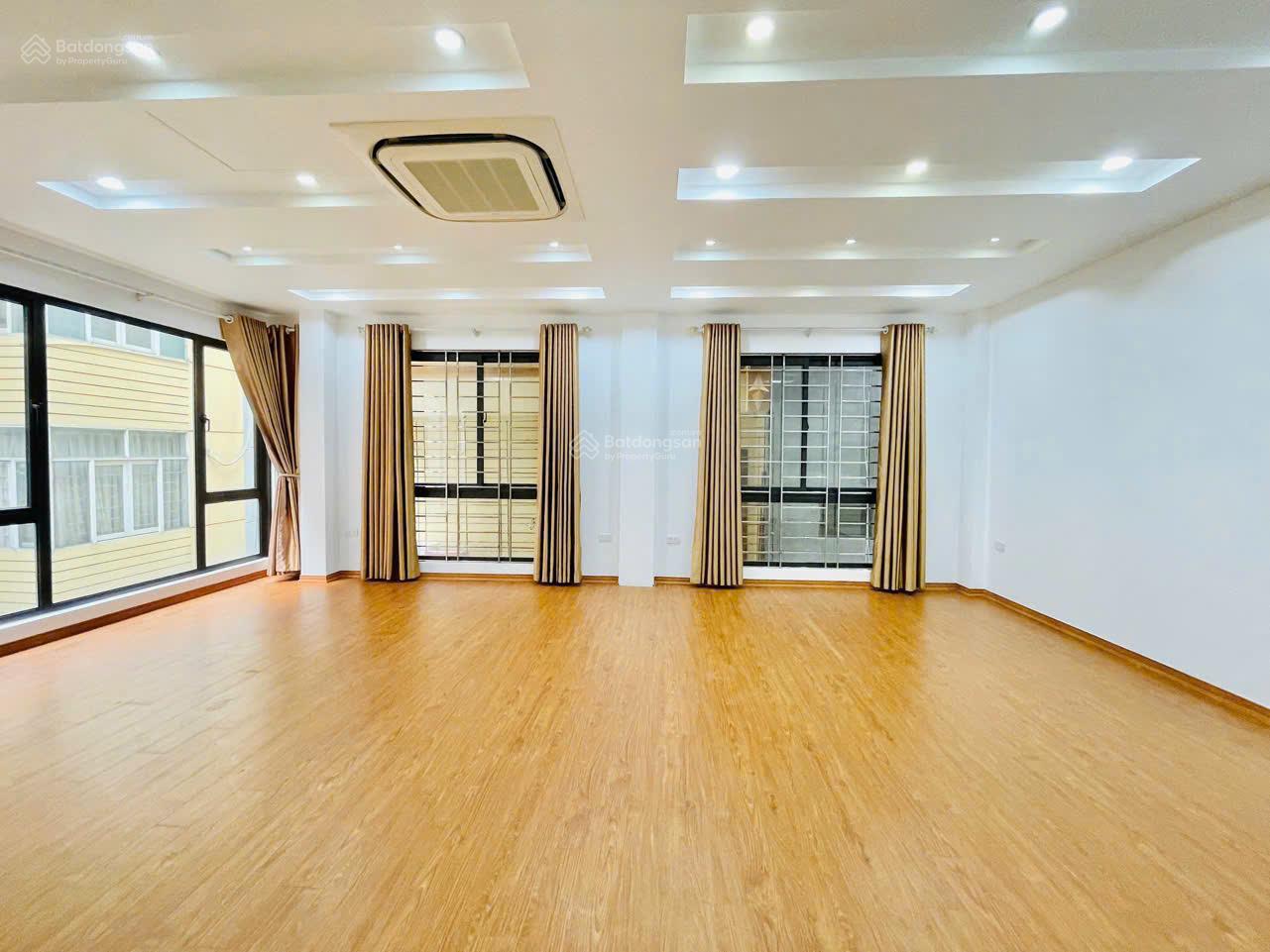 Cho thuê nhà Lê Văn Thiêm 80m²x5T - Lô góc, Vị trí đắc địa kinh doanh!