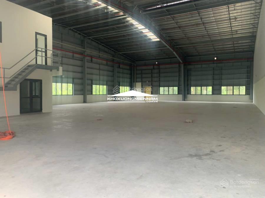 Cho thuê kho xưởng 680m² KCN Bình Chánh - Container vào tận nơi