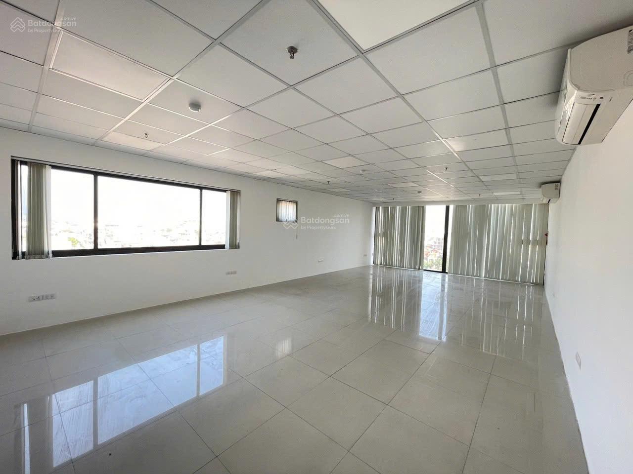 Văn Phòng 80m² Kim Mã, Ba Đình - Mặt Tiền 8m Kinh Doanh Đắc Lợi