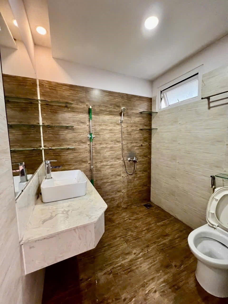 Nhà HXH Võ Thị Sáu Q1 - 107m² - Giá Tốt 24.8 Tỷ - Sổ Chuẩn