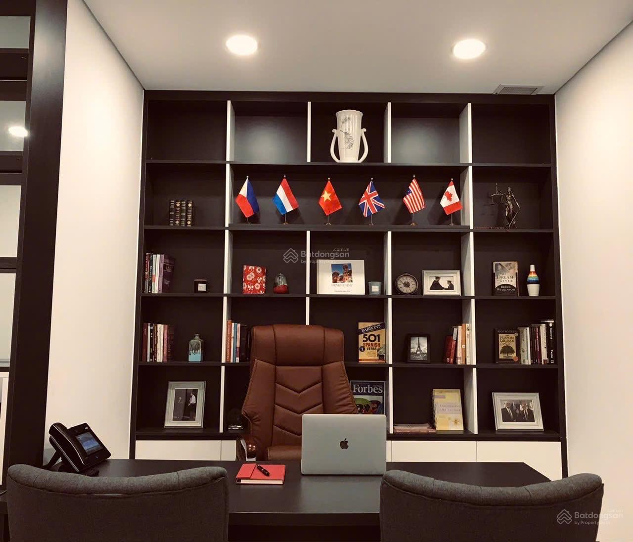 Văn phòng The Golden Star Q7 27m² giá 6.5 triệu - Sẵn sàng làm việc!