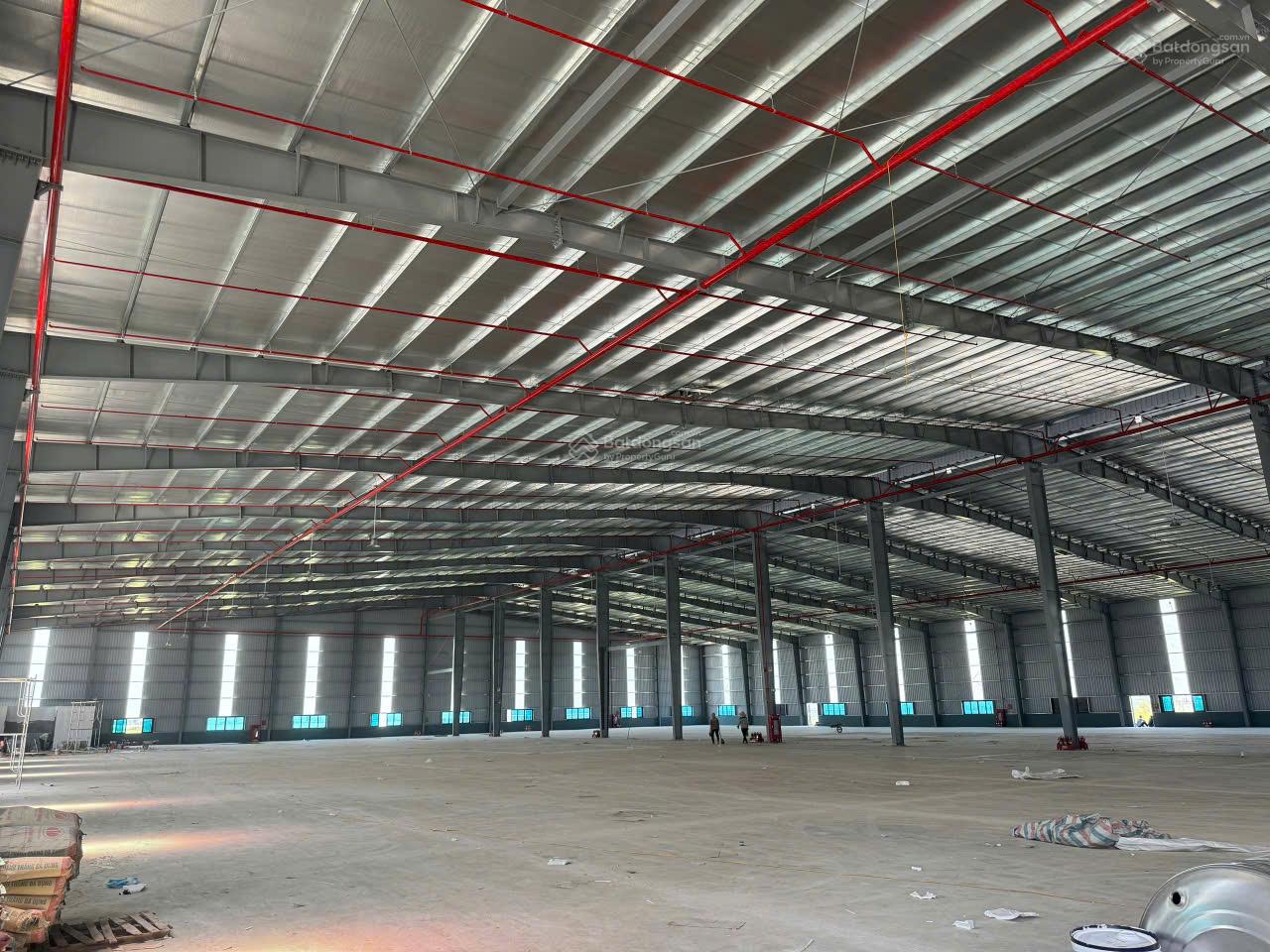 Cho thuê kho xưởng Hưng Yên 2.500m² - 10.000m² | Container ra vào thoải mái
