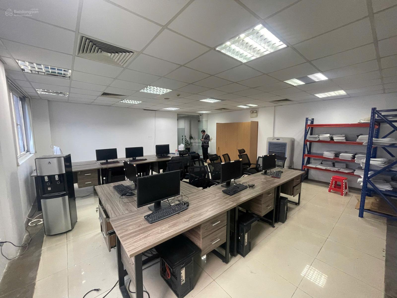 Văn phòng Nguyễn Du 50m² - Sẵn sàng làm việc, trung tâm Hai Bà Trưng!