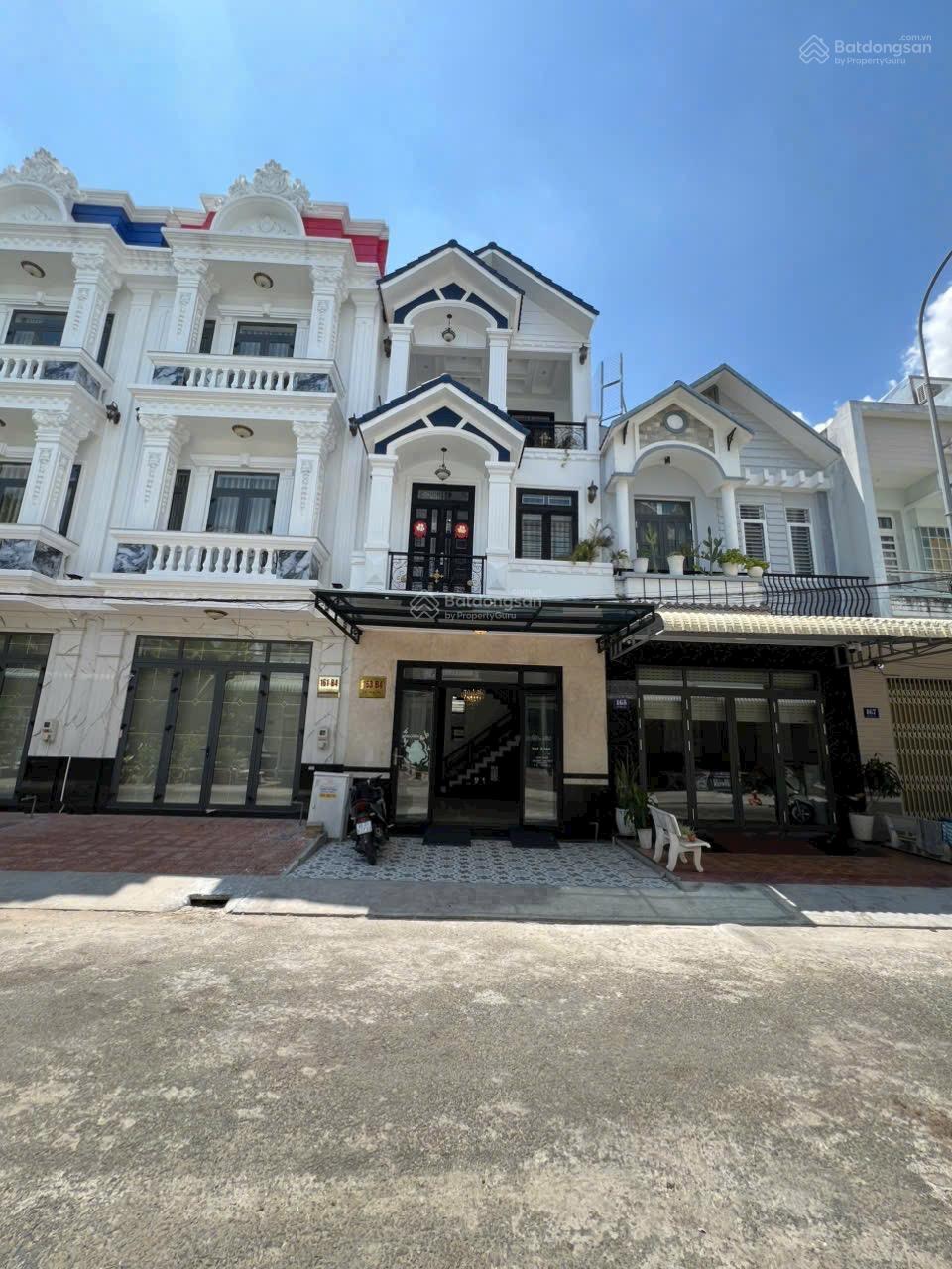 Cho thuê nhà 3PN KDC Hưng Phú, Cần Thơ - 13 triệu, Ô tô vào nhà