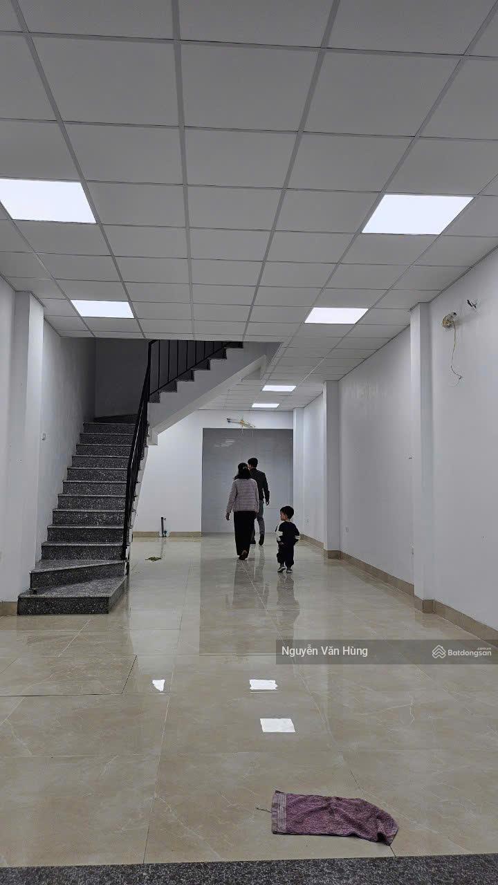 Cho thuê nhà Văn Phú 90m² - 4 tầng thông sàn, xe tải tránh cửa, 20 triệu/tháng