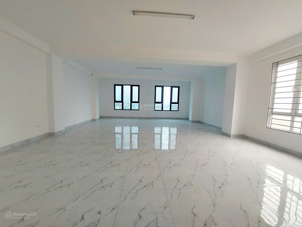 Văn phòng Nguyễn Xiển, Thanh Xuân 100m² - Vị trí trung tâm!