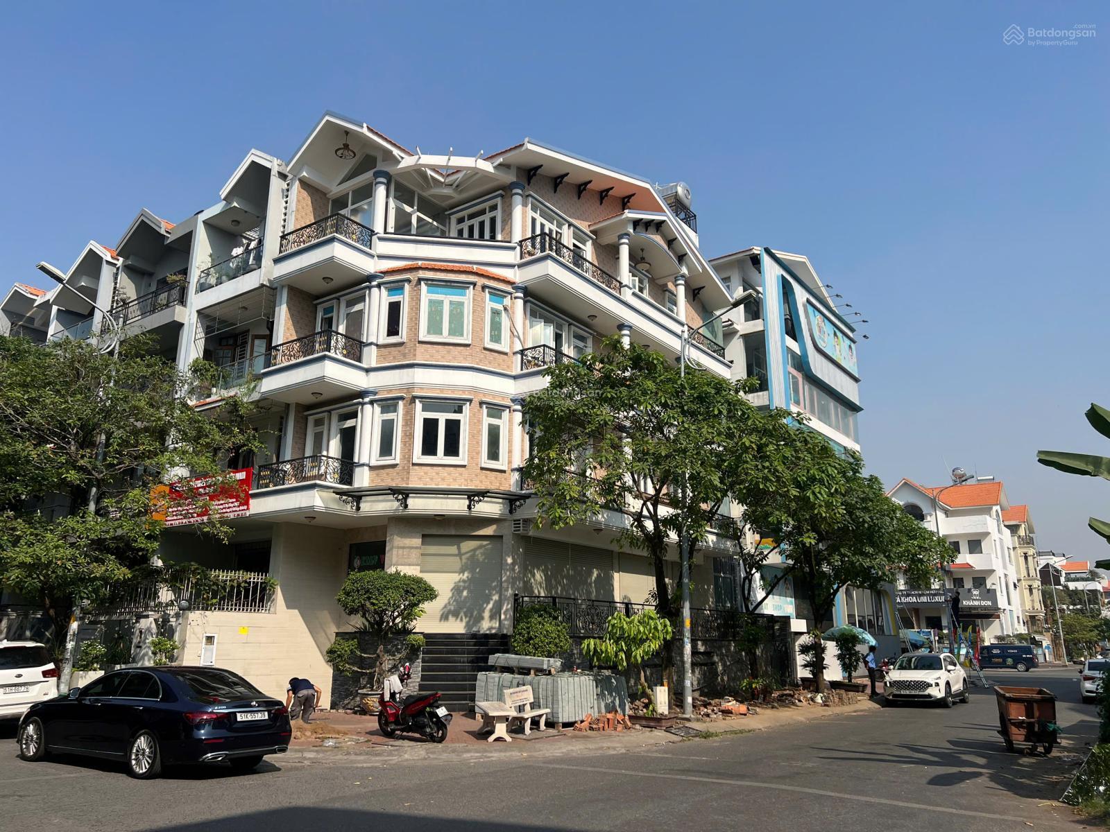Nhà phố KDC Him Lam Quận 7 137.5m² - Mặt tiền kinh doanh đắc địa!