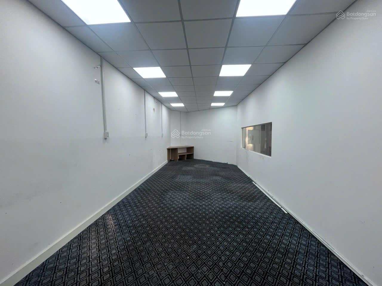 Cho thuê kho xưởng 270m² mặt tiền Phạm Văn Đồng, Thủ Đức - Sẵn sàng hoạt động