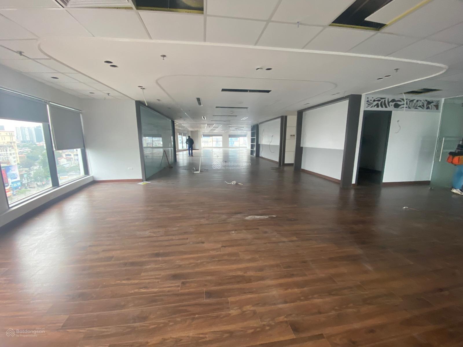 Cho thuê văn phòng Eurowindow Nghĩa Đô 72m² - Vị trí đắc địa