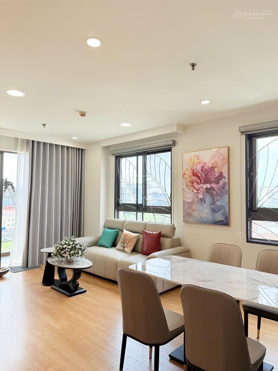 Căn hộ Docklands Saigon Quận 7 105m² giá 18 triệu - Căn góc view thoáng