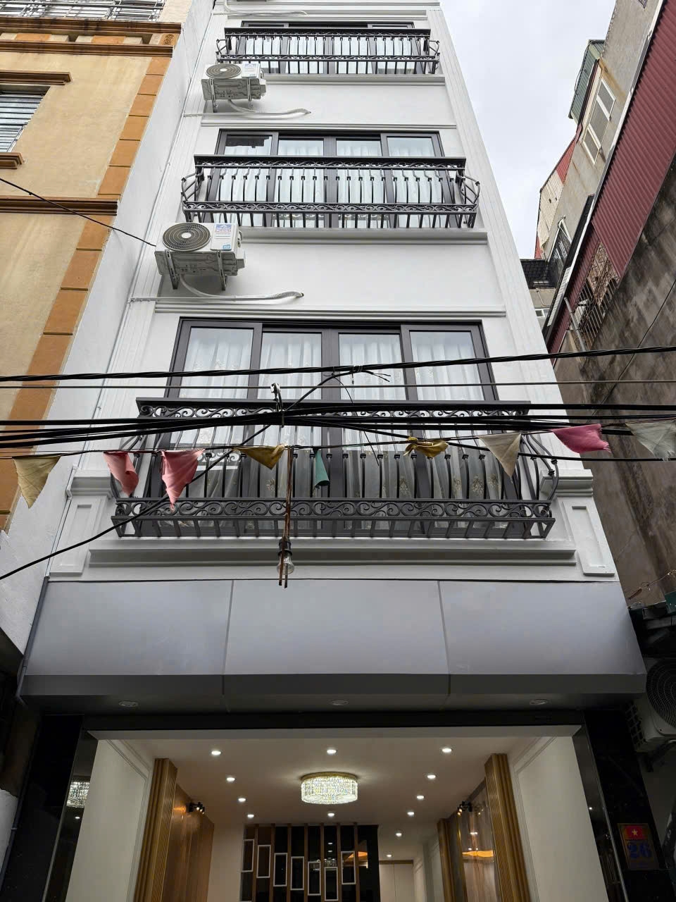 Nhà Riêng Văn Quán 40m² 17 Tỷ - Ô Tô Vào Tận Nhà, Sổ Hồng Sẵn!