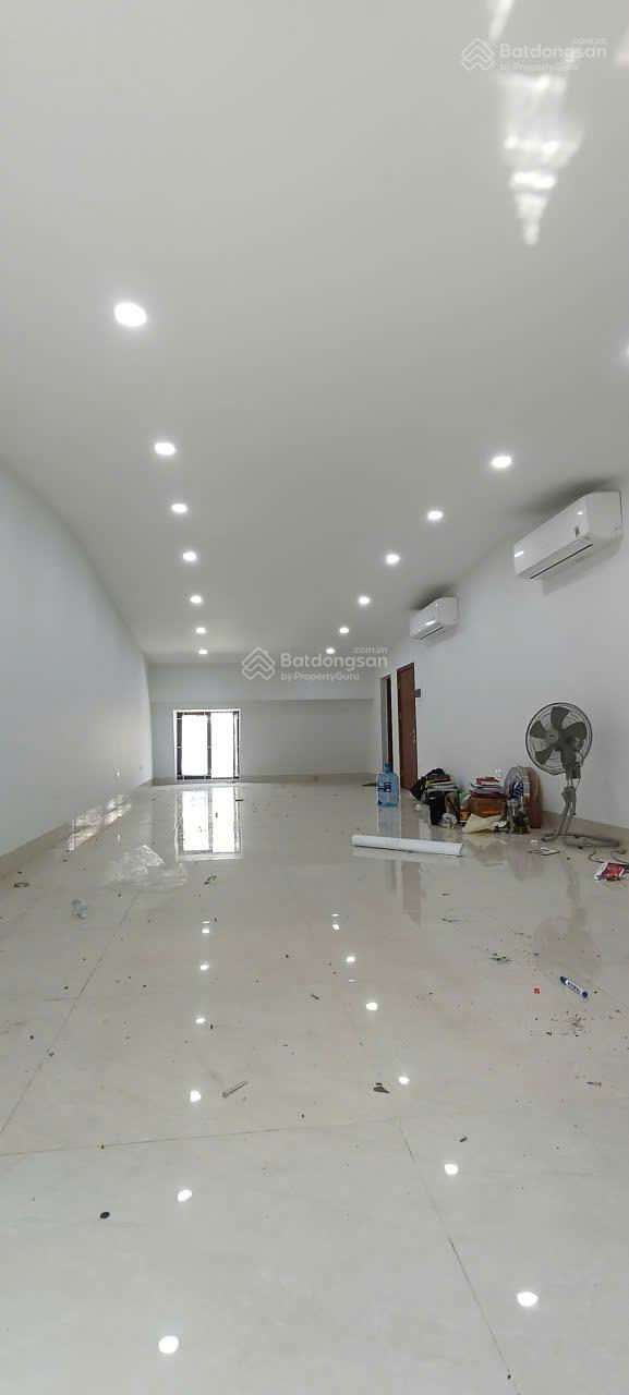 Cho thuê Văn phòng Him Lam Vạn Phúc 182m² - Vị trí đắc địa, giá chỉ 20 triệu