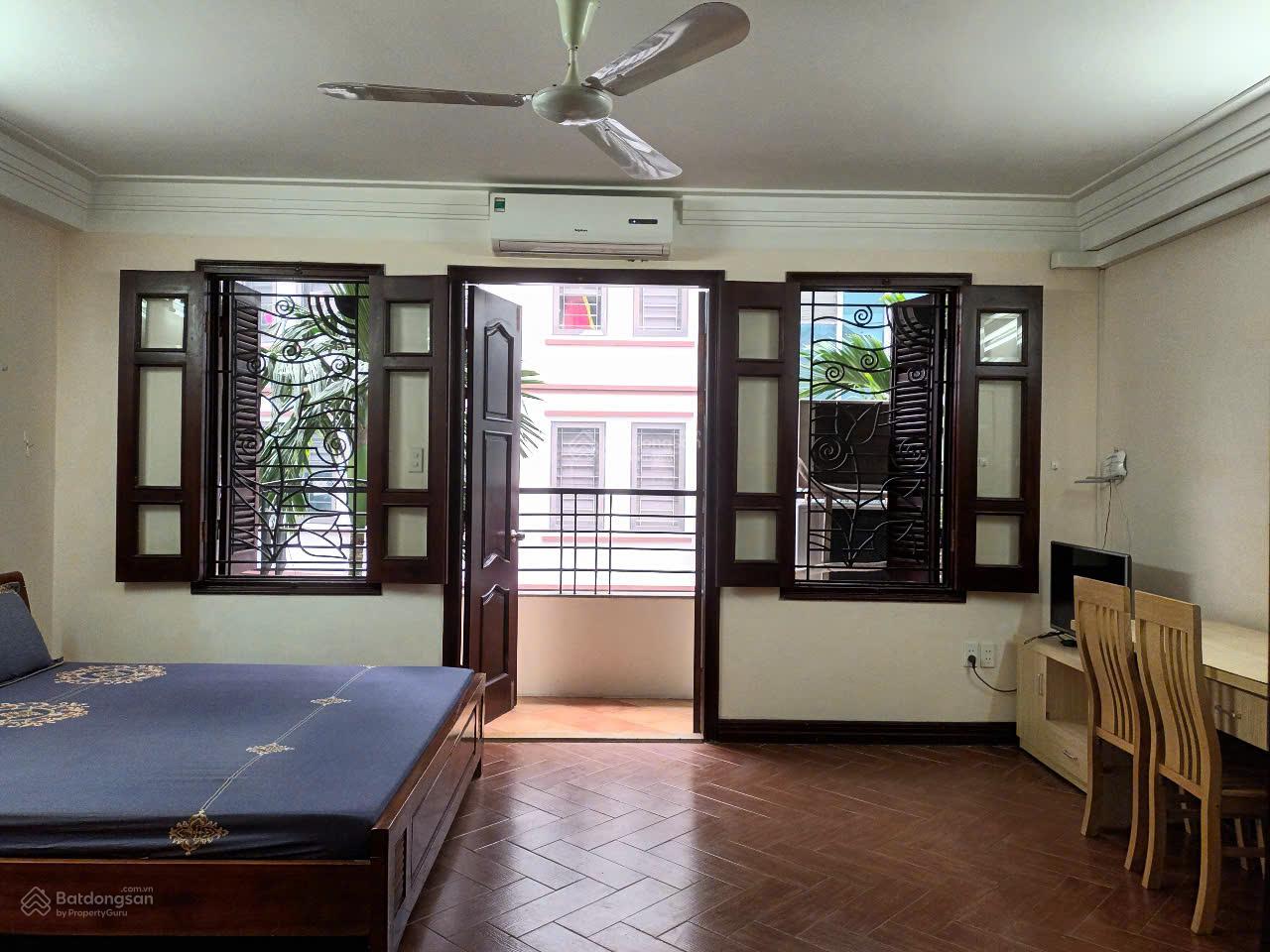 Thuê Studio Trung Kính 30m² Giá 5 Triệu - Full Nội Thất Cao Cấp!