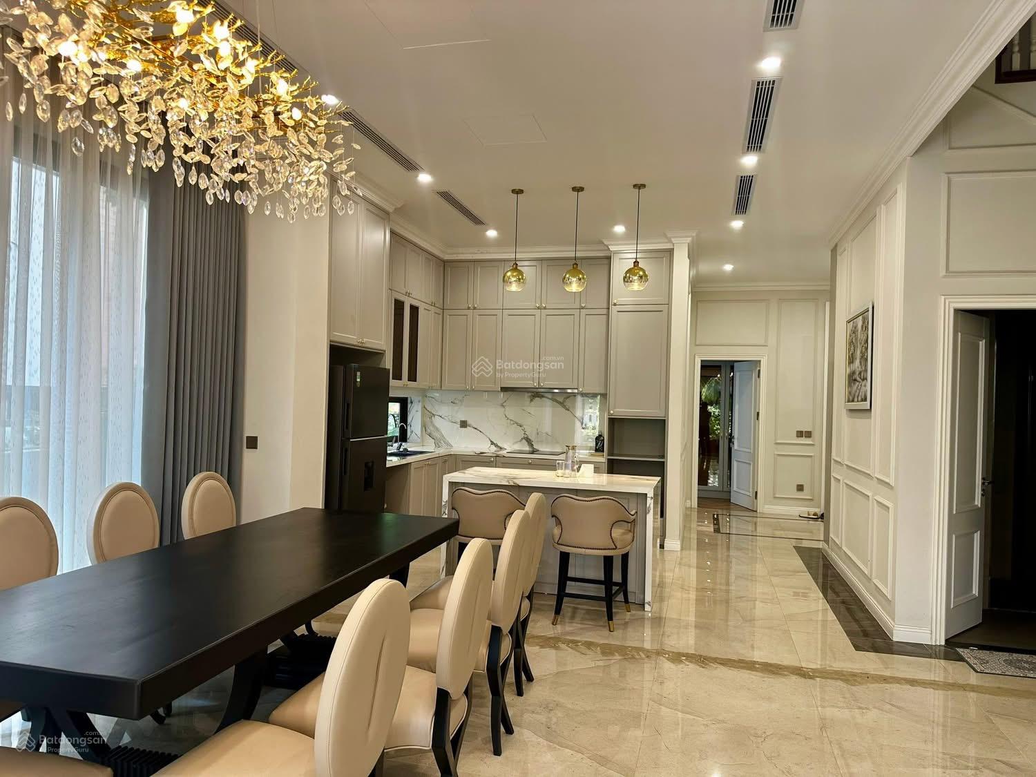 Cho thuê Biệt thự Đảo Ecopark 300m² - Hướng Sông Đông Nam Mát Lạnh