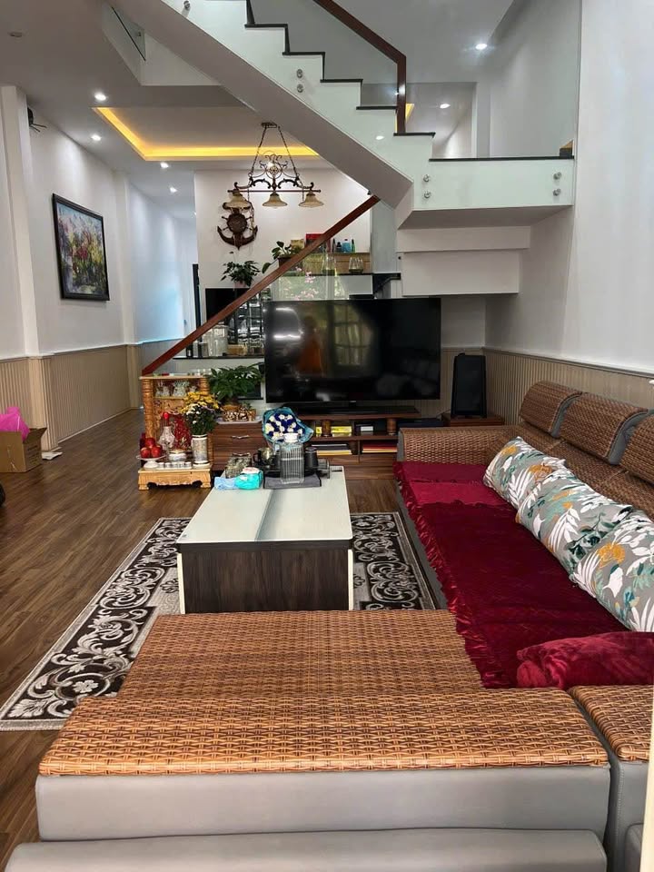 Nhà Đà Lạt 106m² - 4PN, Sẵn Sàng Định Cư & Nghỉ Dưỡng