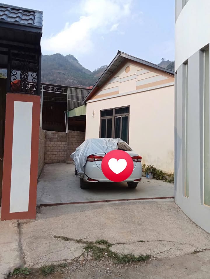 Bán Gấp Nhà 150m² Sổ Đỏ Tại Mộc Châu - Giá Tốt, Sẵn Sàng Sang Tên