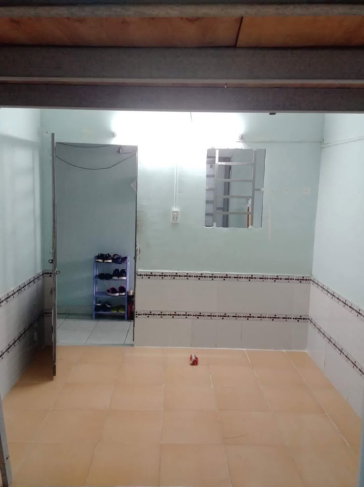 Phòng Trọ Tân Bình 2.6 Triệu - Có Gác, Cửa Sổ, Gần CV Lê Thị Riêng
