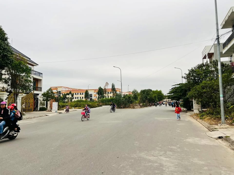 Đất nền Bắc Giang Giáp Hải 315m² 10 tỷ - Sổ đỏ chính chủ