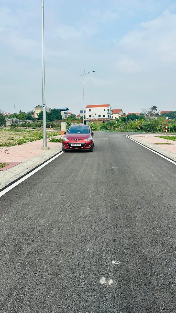 Đất nền Nghĩa Trụ Văn Giang 100m² - Sổ đỏ chính chủ - Vị trí vàng!