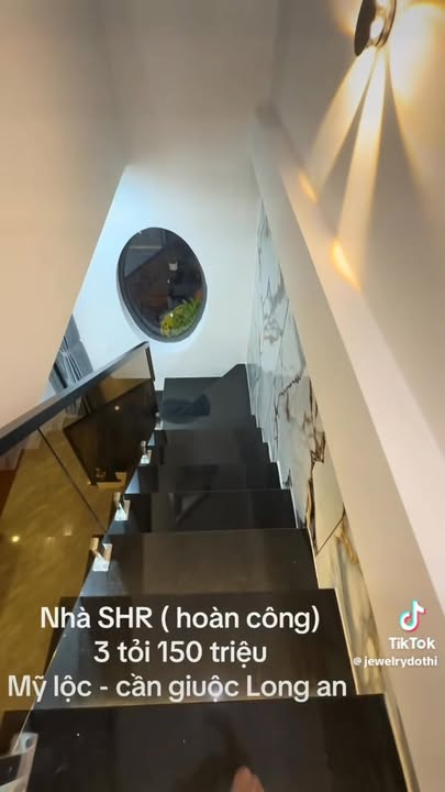 Nhà Phố Đường Cộng Đồng Lộc Hậu, Tân Bình 99m² - Mặt tiền kinh doanh!