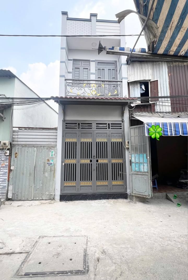 Nhà Hẻm Thông Bình Chánh 24m² giá 1.35 tỷ - Sẵn sàng ở ngay!