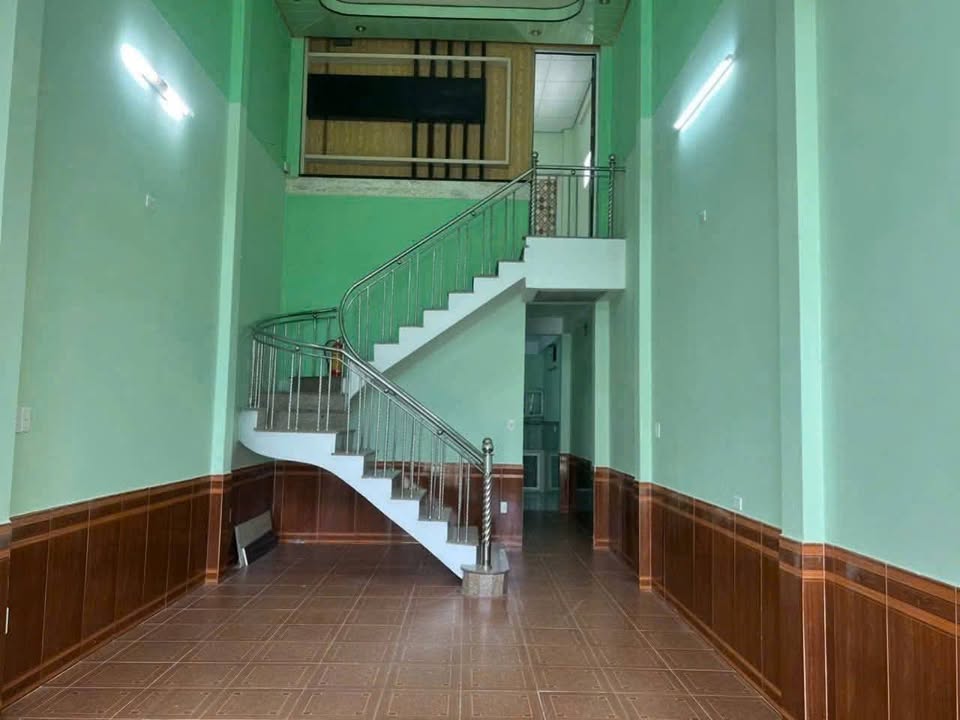 Nhà 2 Tầng 75m² Kiệt Nguyễn Hoàng, Đà Nẵng - Giá 8 Triệu/Tháng