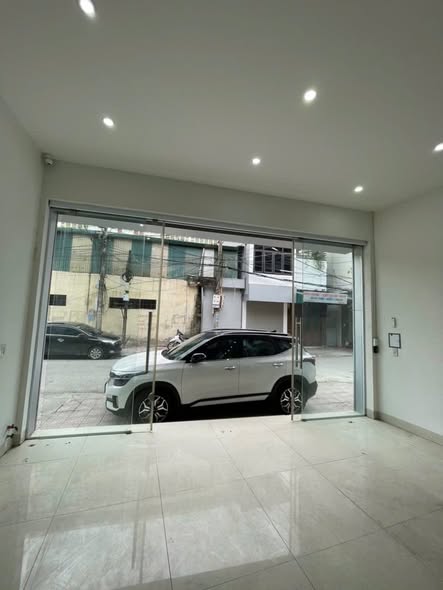 Nhà Mặt Tiền Nguyễn Du, TP Vinh 123m² - Mặt tiền kinh doanh đắc địa!