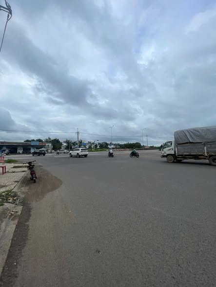 Mặt bằng 2000m² cho thuê làm bãi xe - Ngay Võ Nguyên Giáp, Biên Hòa