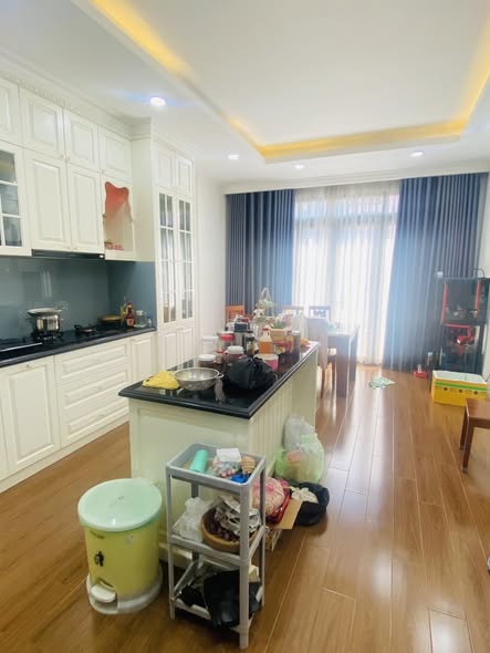 Nhà Mặt Tiền Nhật Tảo Quận 10 - Kinh Doanh Đa Ngành - 6 Tầng Thang Máy - 27 Tỷ