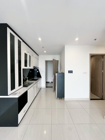 Cho thuê căn hộ Origami S7 2PN full nội thất gỗ, view hồ bơi - 7 triệu/tháng