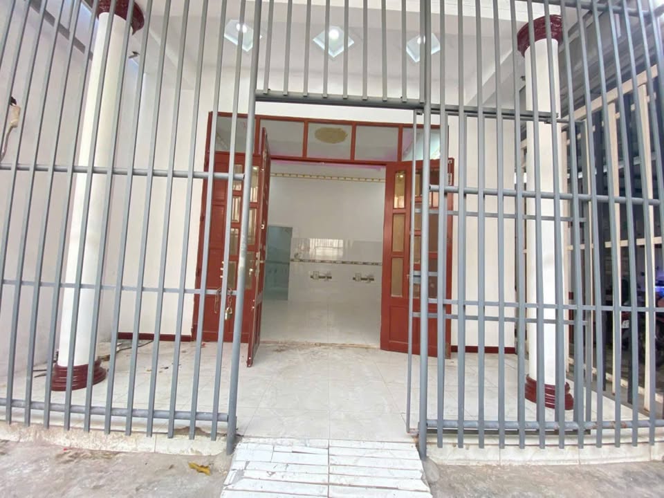 Nhà Hẻm Nguyễn Văn Linh, Sóc Trăng - 95m² Giá 1.32 Tỷ, Sổ Hồng Riêng