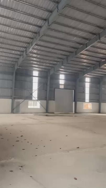 Kho Xưởng 2100m² Tân Uyên - Container thoải, Hoạt động ngay!