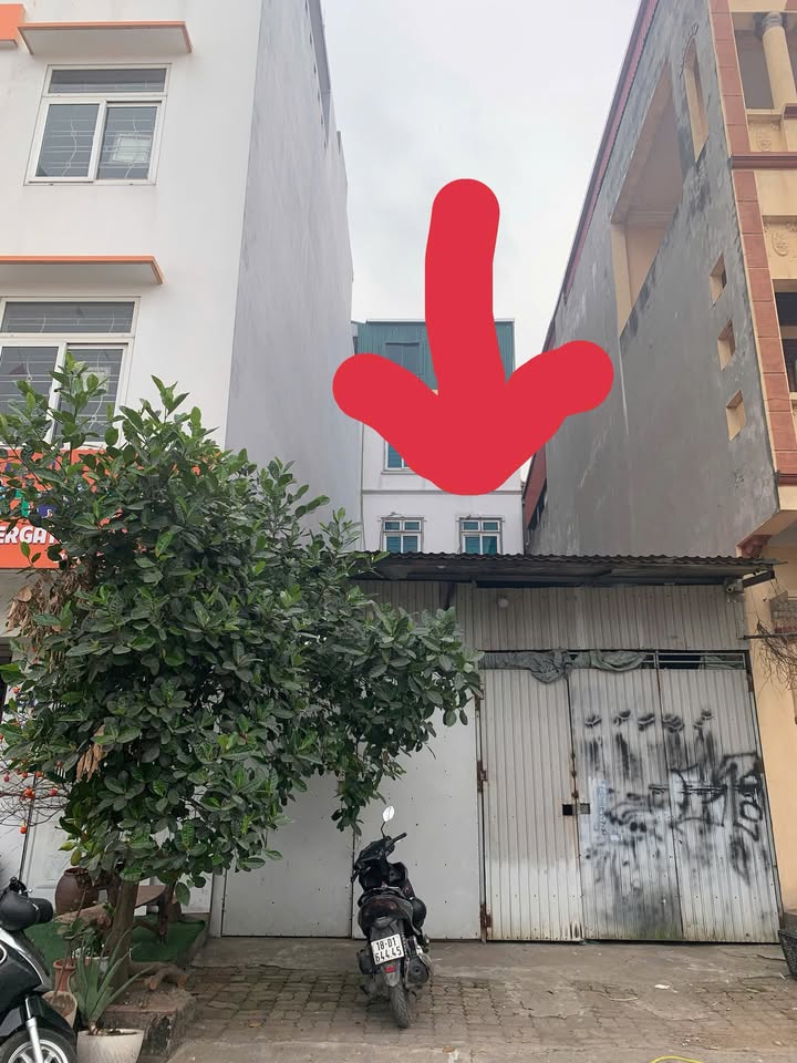 Đất nền Thạch Thất 100m² - Mặt đường trục chính, KD sầm uất - Chỉ 3.2 tỷ